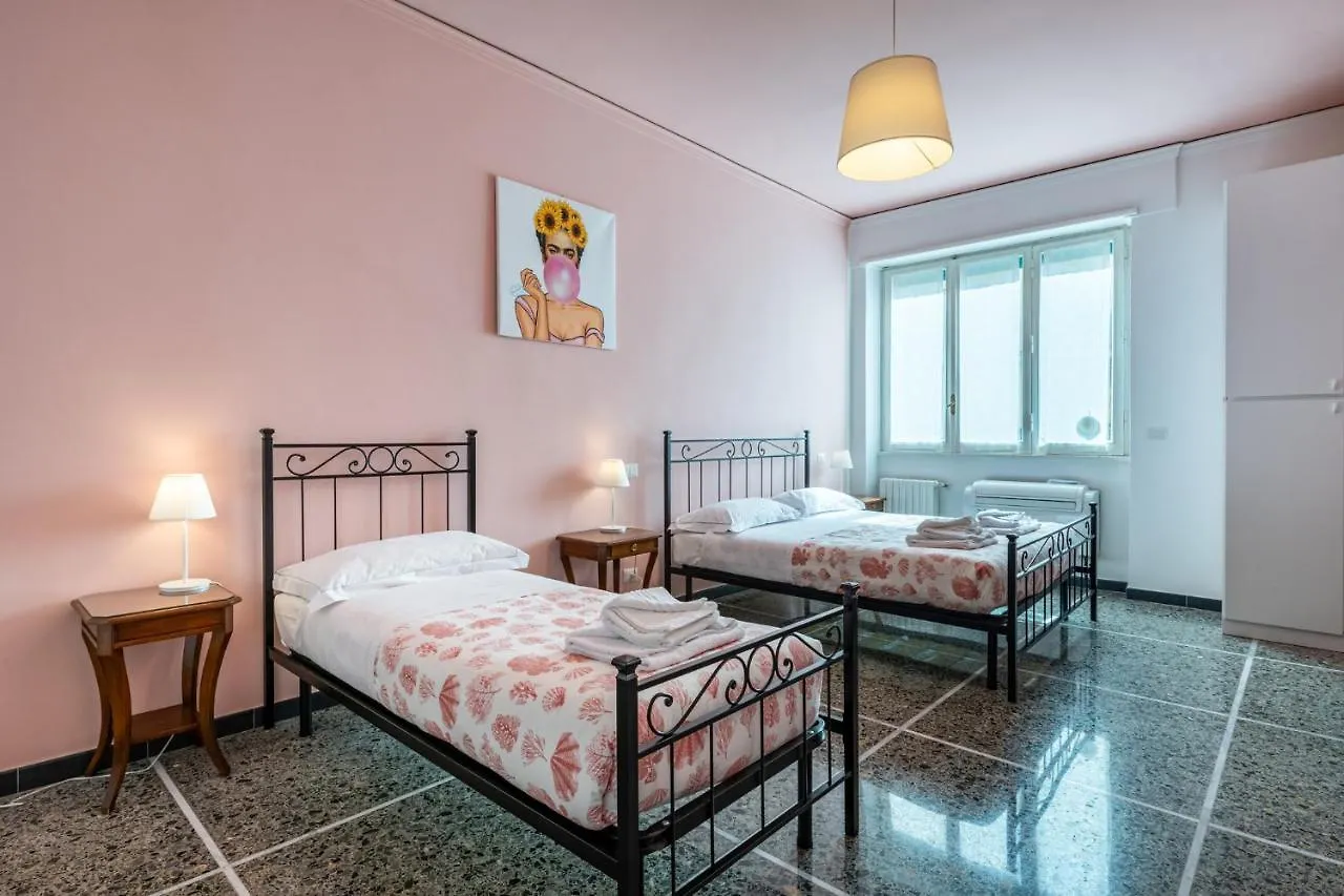 Apartment Tozzetti Rooms Florence Italy