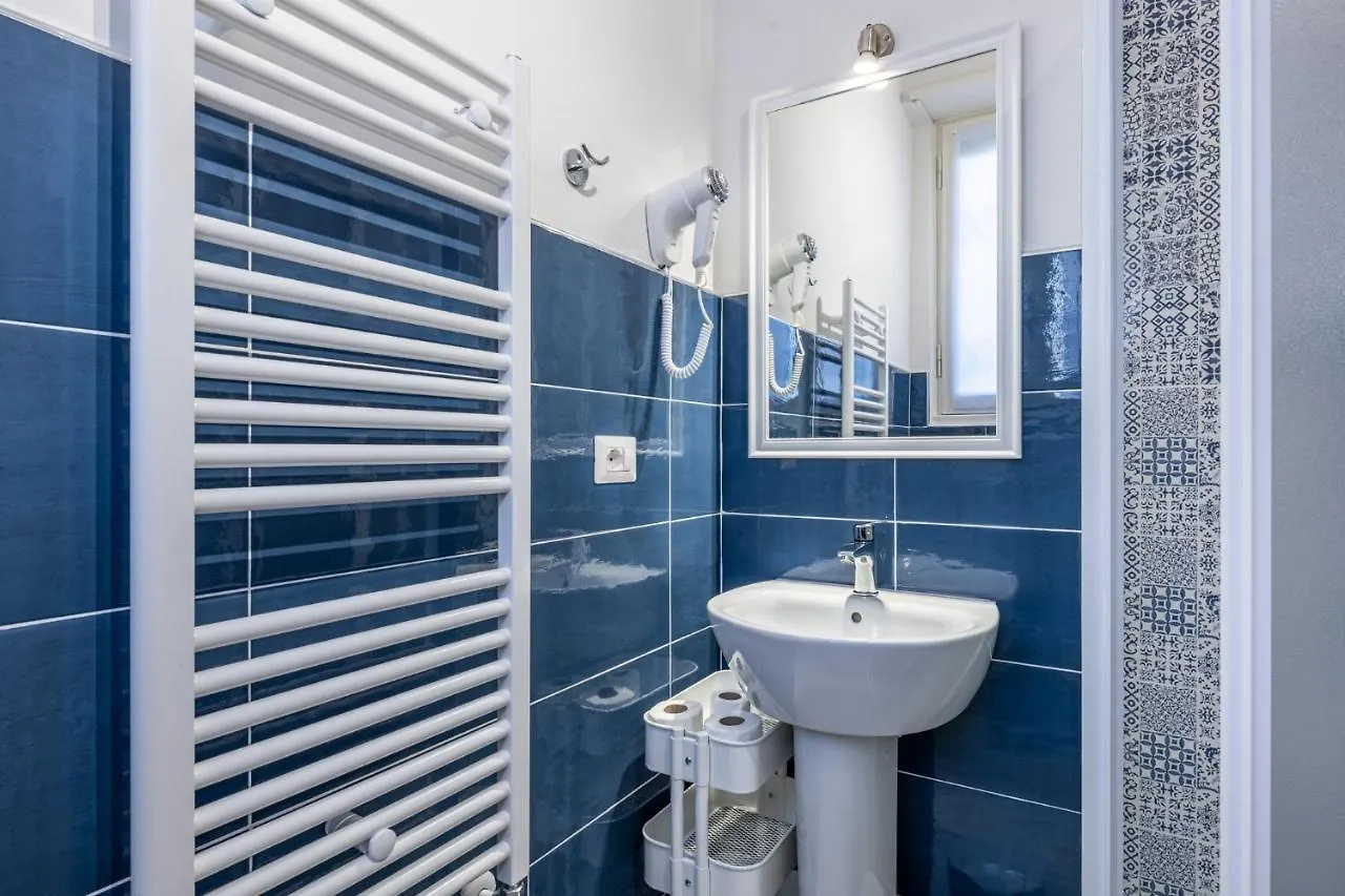 Apartment Tozzetti Rooms Florence