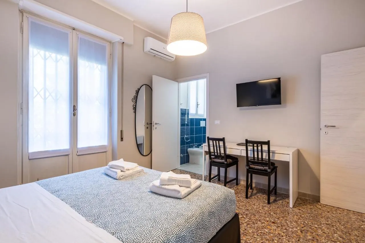 Apartment Tozzetti Rooms Florence