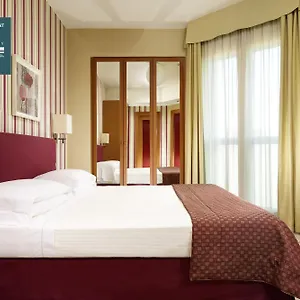 **** Aparthotel The One Milano & Italia
